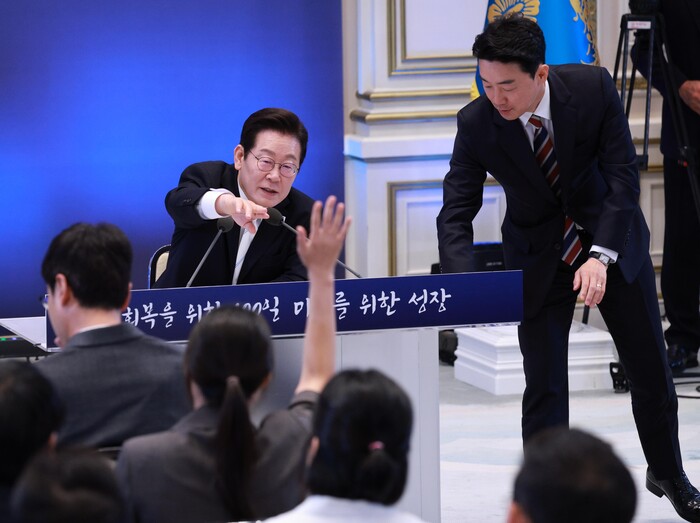 “원전 15년, 재생에너지 2년”…이...