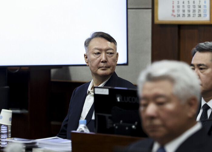 지귀연 재판부, 내란재판 중계 허용…...