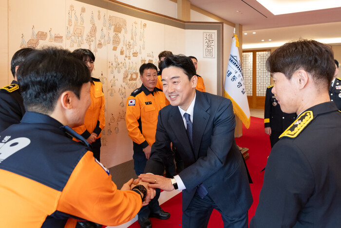 이재명 대통령 몸살에 강훈식 대참 “...