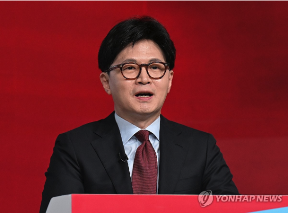 한동훈 "누구든 붙자"며 정성호·추미...