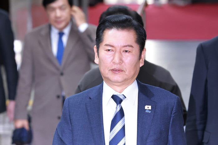 정청래 “전당원 투표” 강조에도…반발...