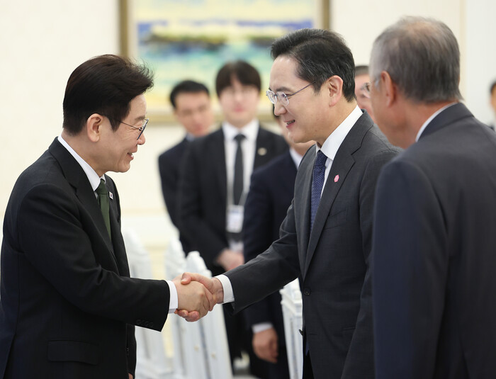 이재명 대통령, 10대 그룹에 지방 ...