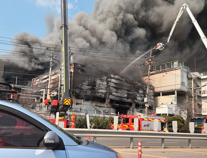 "14명 연락두절”…대전 공장 화재 ...