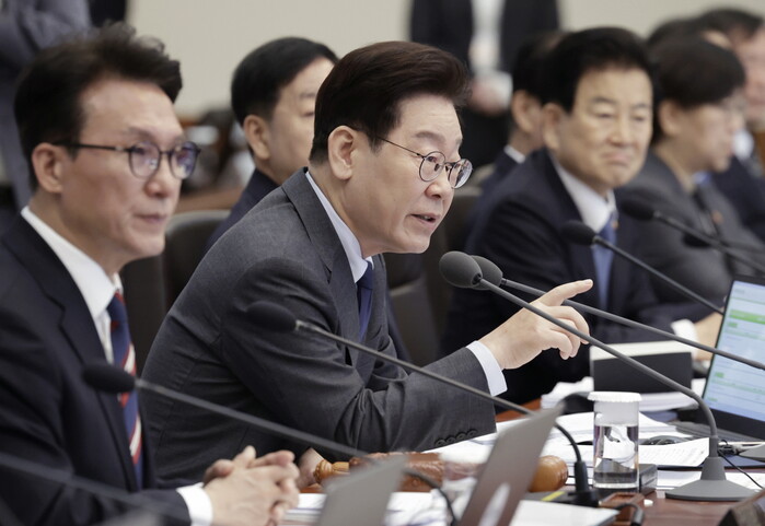 이재명 “노인 무임승차, 피크시간 제...