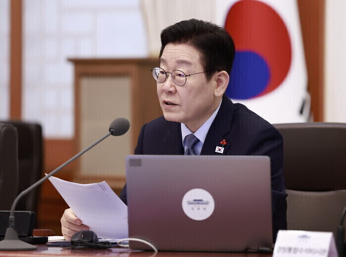 이 대통령 지지율 59.7% 유지…T...