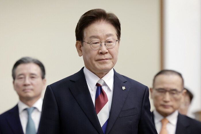 이재명 “선관위 국민 신뢰 상실”…국...