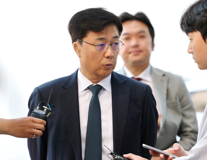 조태용·홍장원 ‘내란 중요임무’ 기소...